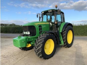 Wheel tractor John Deere 7530 Premium