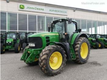Wheel tractor John Deere 7530 Premium