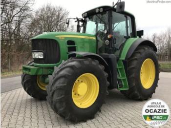 Wheel tractor John Deere 7530 Premium