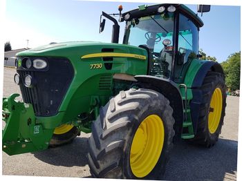 Wheel tractor John Deere 7730