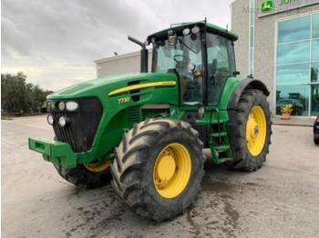 Wheel tractor John Deere 7730