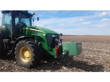 Wheel tractor John Deere 7820
