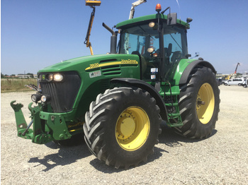 Wheel tractor John Deere 7920