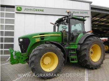 Wheel tractor John Deere 7930