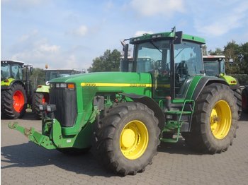 Wheel tractor John Deere 8200 POWERSHIFT