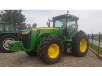 Wheel tractor John Deere 8260R