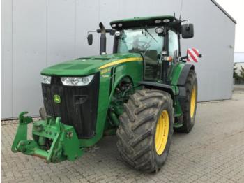 Wheel tractor John Deere 8285R