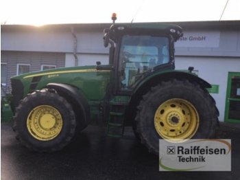 Wheel tractor John Deere 8320 R