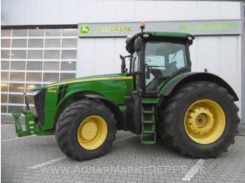 Wheel tractor John Deere 8345R