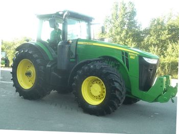 Wheel tractor John Deere 8360R