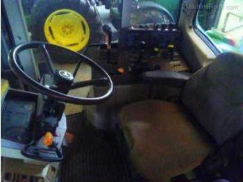 Wheel tractor John Deere JOHN DEERE 6120