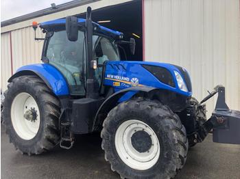 Wheel tractor New Holland T230