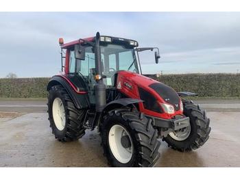 Wheel tractor Valtra N93