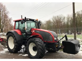 Wheel tractor Valtra T190 Hitech