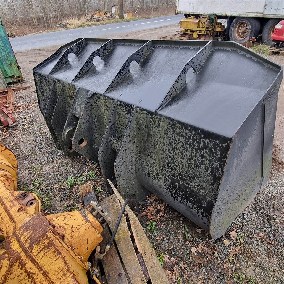 Loader bucket for Construction machinery ABC 2,5 meter: picture 5