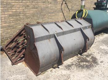 Bucket VOLVO 2 MTR GRONDBAK