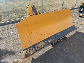  Frontskjær til John Deere 672 Veihøvel - Attachment