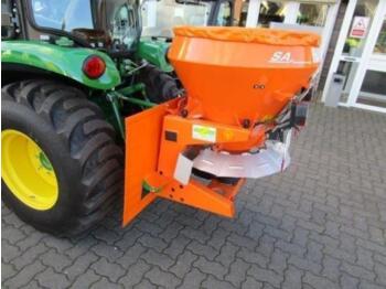 John Deere 3046r winter - Sand/ Salt spreader