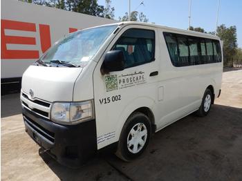 Minibus, People carrier 2010 Toyota HIACE: picture 1