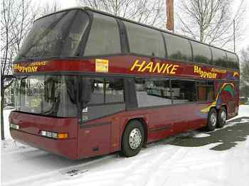 Neoplan Skyliner N122/3 - Coach