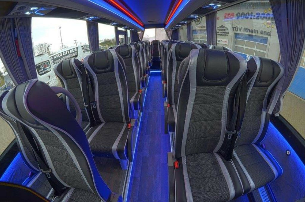 New Coach Iveco 70C Tourist-Line 7,2t  auf Lager  33 Sitze: picture 11