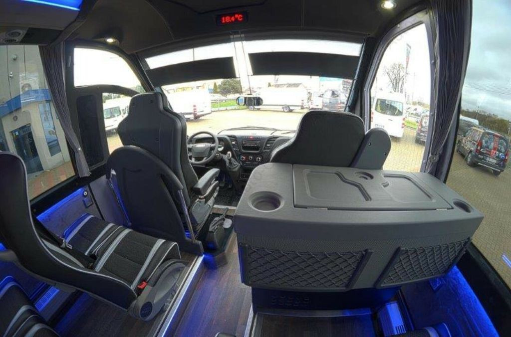 New Coach Iveco 70C Tourist-Line 7,2t  auf Lager  33 Sitze: picture 9