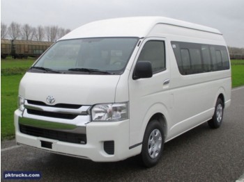 New minibus Toyota HiAce GL sales at 