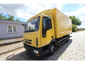 Closed box van Iveco M752