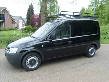Opel combo CDTI - Closed box van
