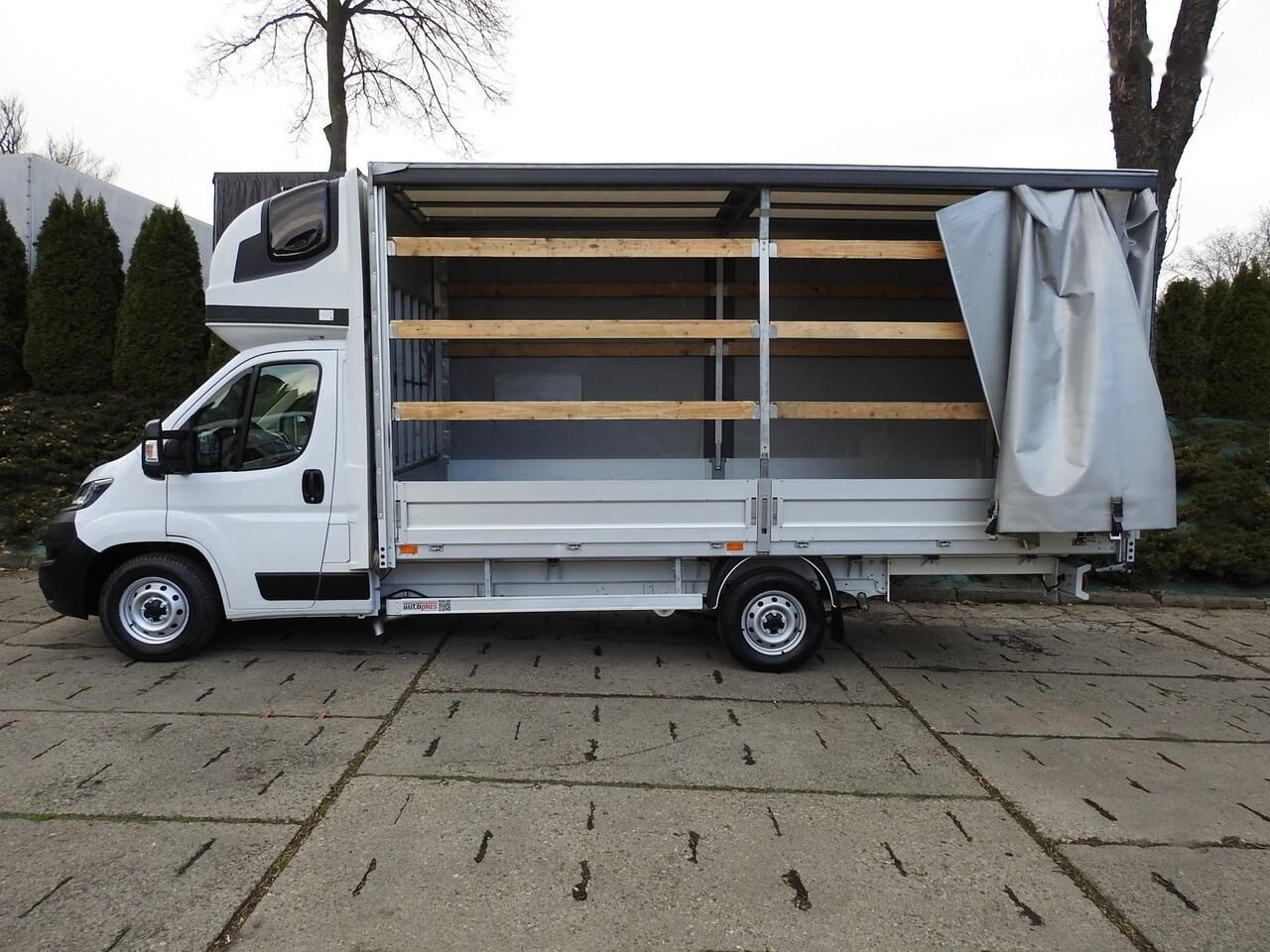 Leasing of FIAT DUCATO Curtain side FIAT DUCATO Curtain side: picture 4