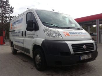 Closed box van FIAT Ducato 2.3, hook, 2011 year, manual , roof rack: picture 1