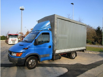Curtain side van IVECO DAILY 35C13: picture 1