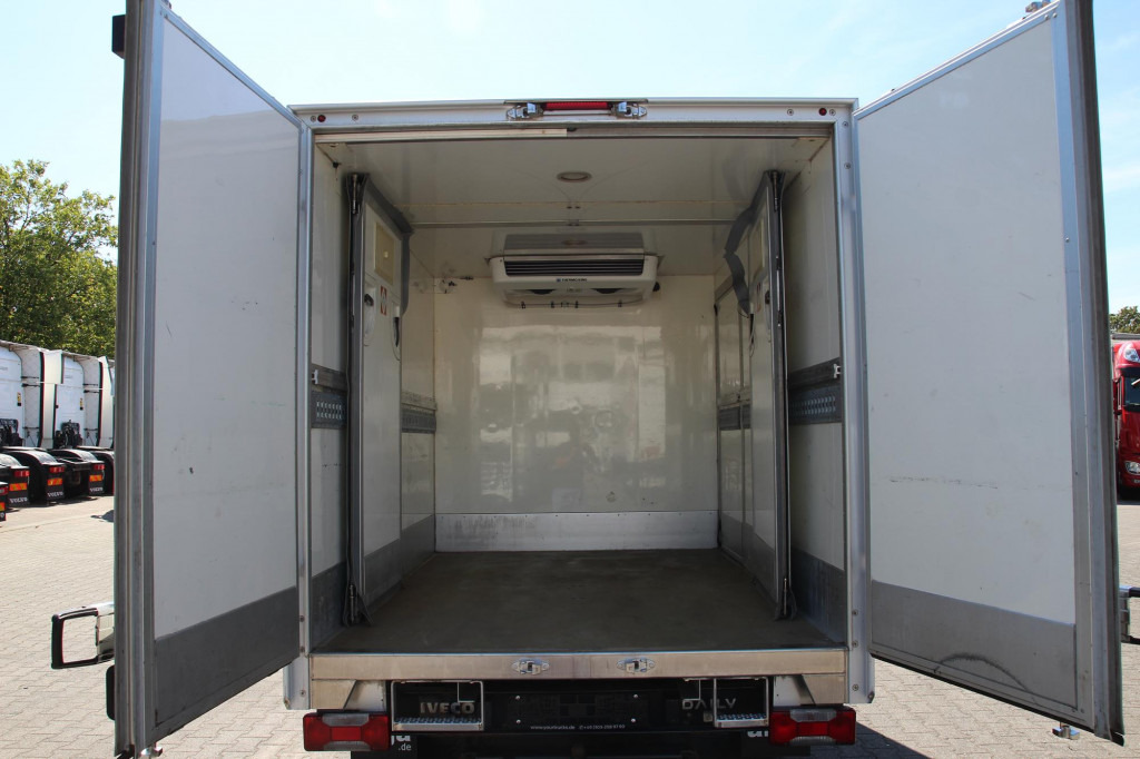 Refrigerated delivery van Iveco Daily 35S15  Tiefkühlkoffer TK V300 Strom TW AHK: picture 14