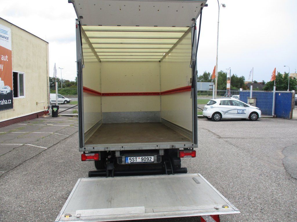 Closed box van Iveco Daily 35S16, HC: picture 5