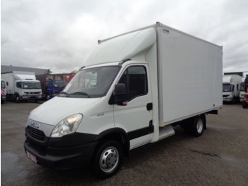 Closed box van Iveco Daily 40C15L + MANUAL + EURO 5: picture 1