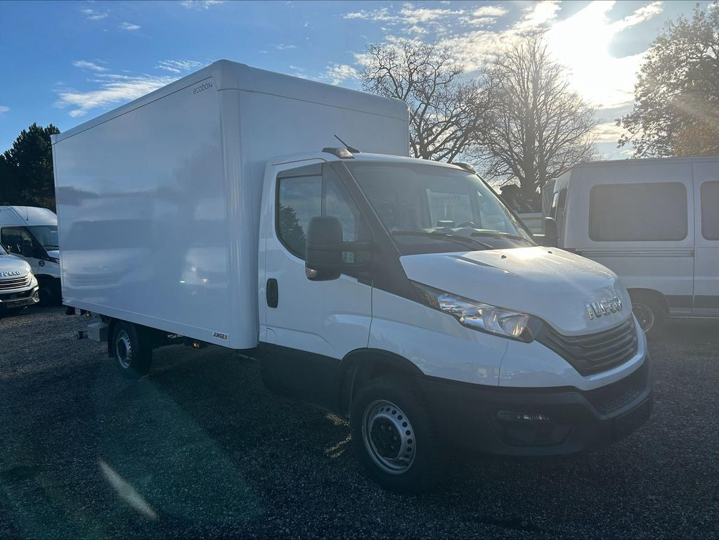 Leasing of Iveco Daily Koffer 35S14H 100 kW (136 PS), Schaltge...  Iveco Daily Koffer 35S14H 100 kW (136 PS), Schaltge...: picture 1