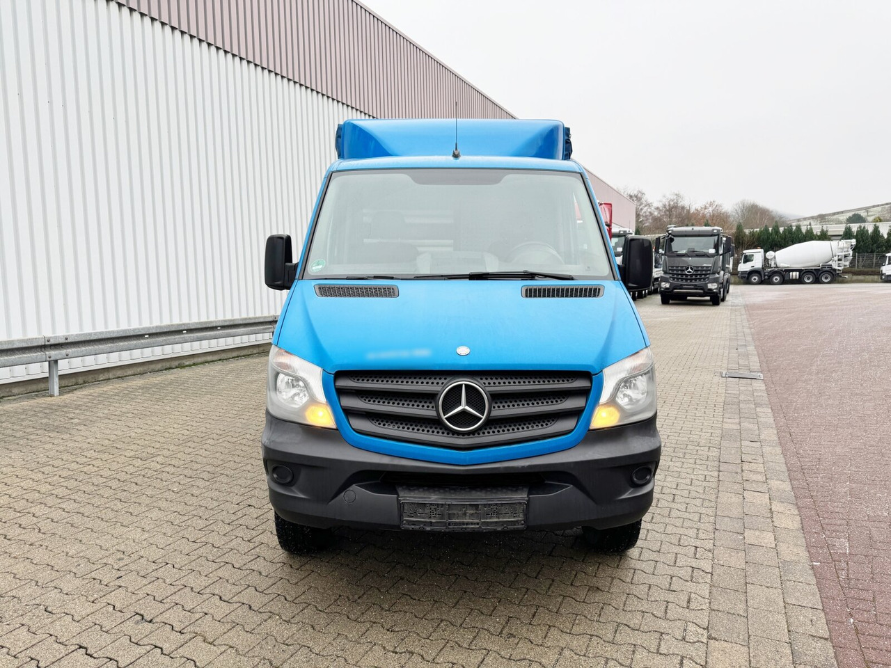Open body delivery van, Crew cab van Mercedes-Benz 316 4x4 Doka 316 4x4 Doka, Werkstatteinrichtung: picture 9