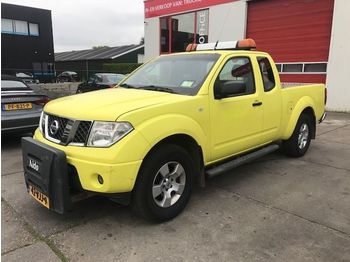 Open body delivery van Nissan Navara 2.5 DCI KING CAB 4WD DPF: picture 1