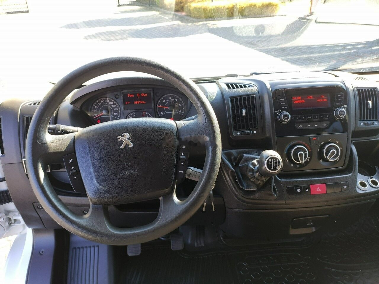 Leasing of Peugeot Boxer Peugeot Boxer: picture 17