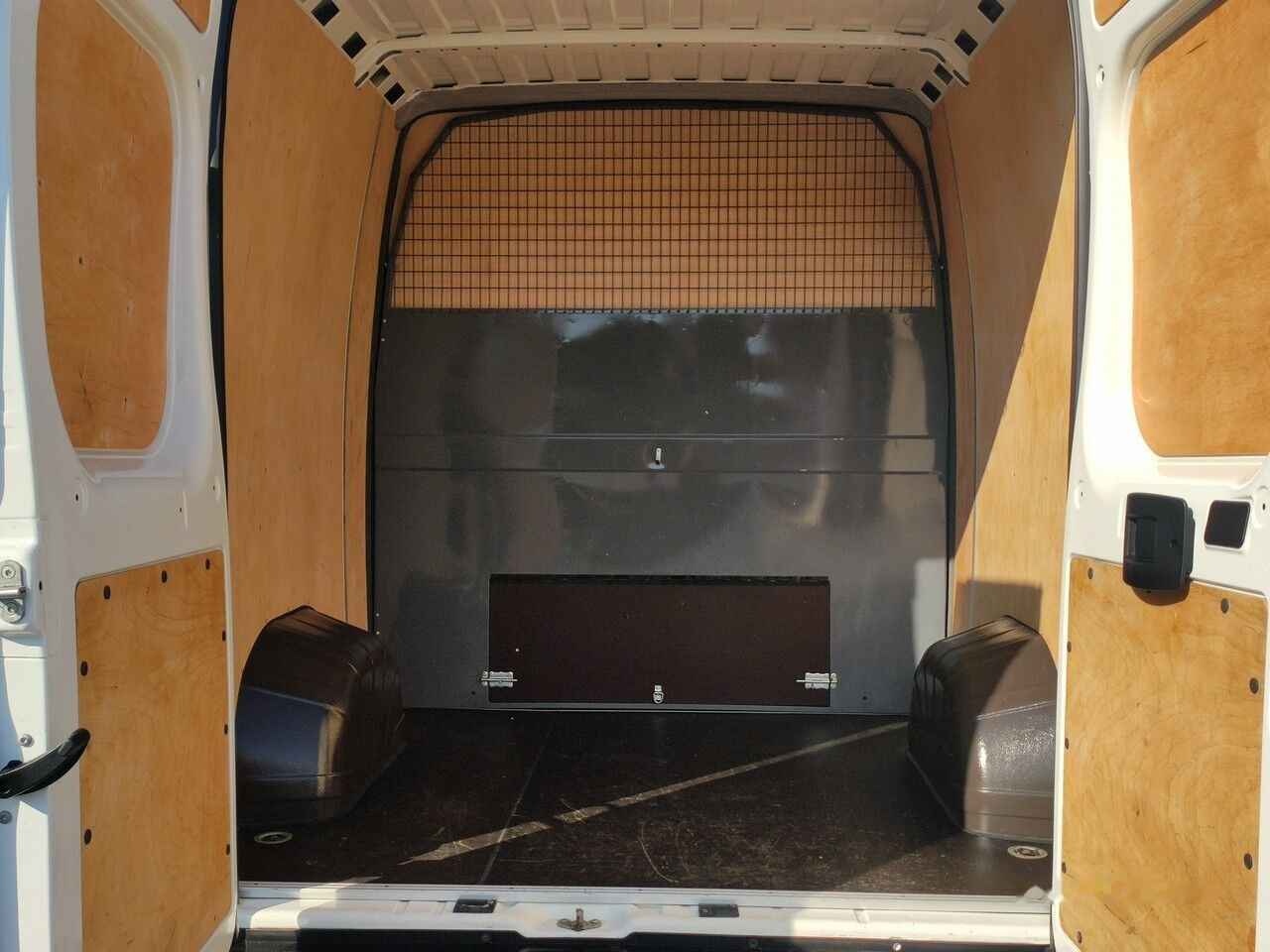 Leasing of Peugeot Boxer Peugeot Boxer: picture 14