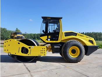 Compactor BOMAG BW216: picture 1