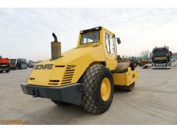 Compactor BOMAG BW 216 D-3: picture 3