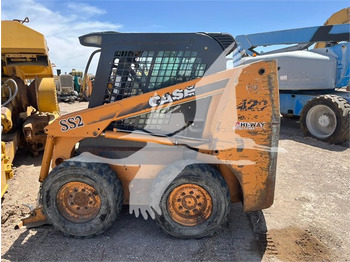 Skid steer loader CASE