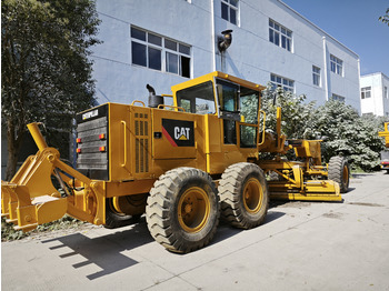 Grader CATERPILLAR 140G