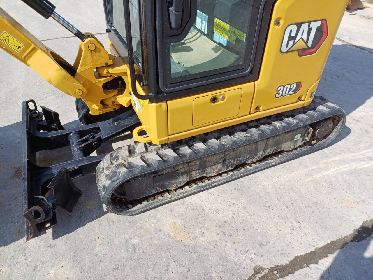 Crawler excavator CAT 302CR: picture 26