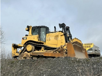 Bulldozer CATERPILLAR D8T