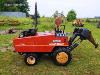 Trencher DITCH WITCH