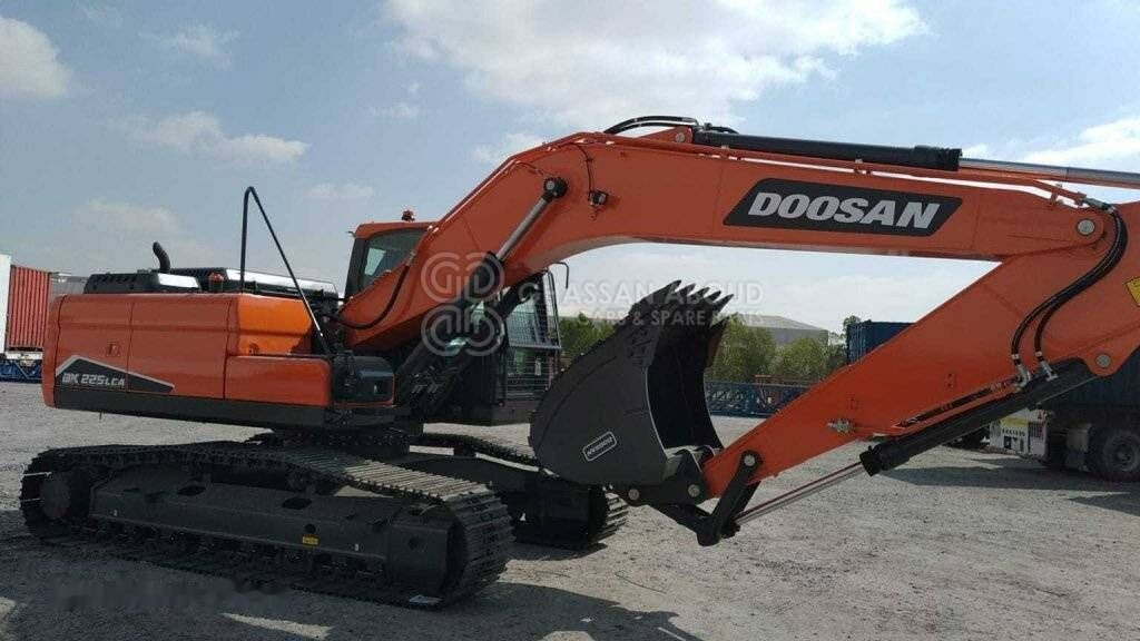 New Crawler excavator Doosan DX225: picture 8
