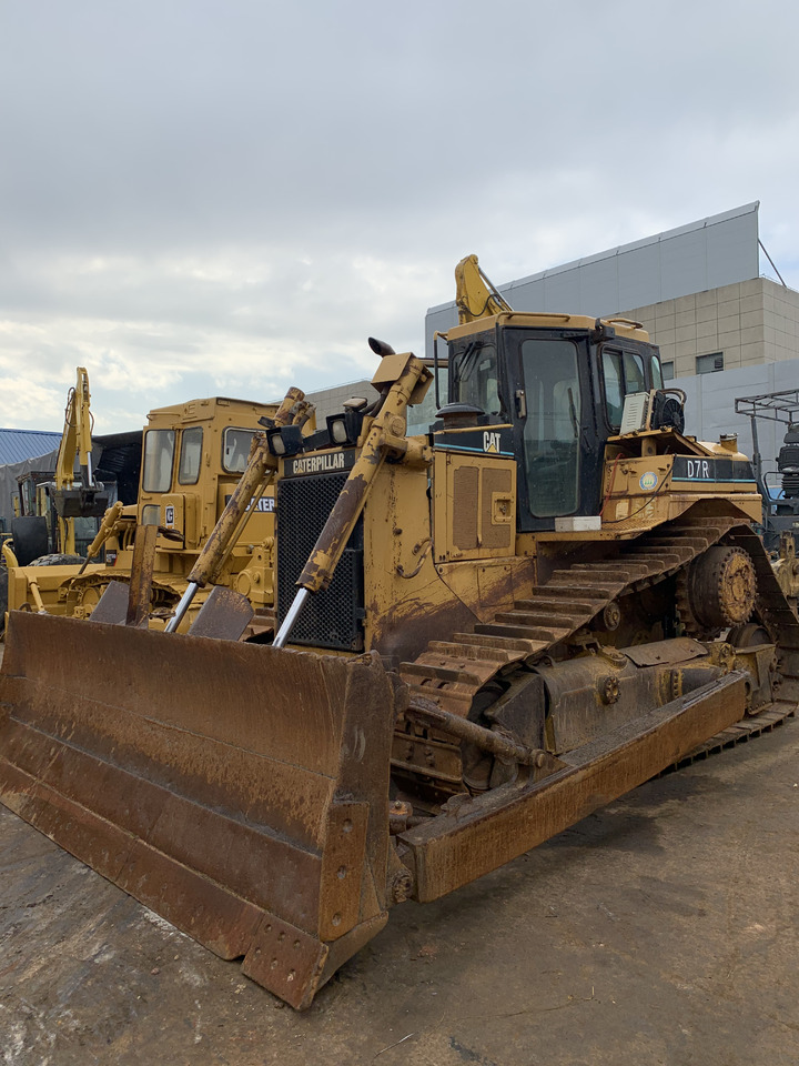 New Bulldozer Famous brand CATERPILLAR used D7R in good condition: picture 5