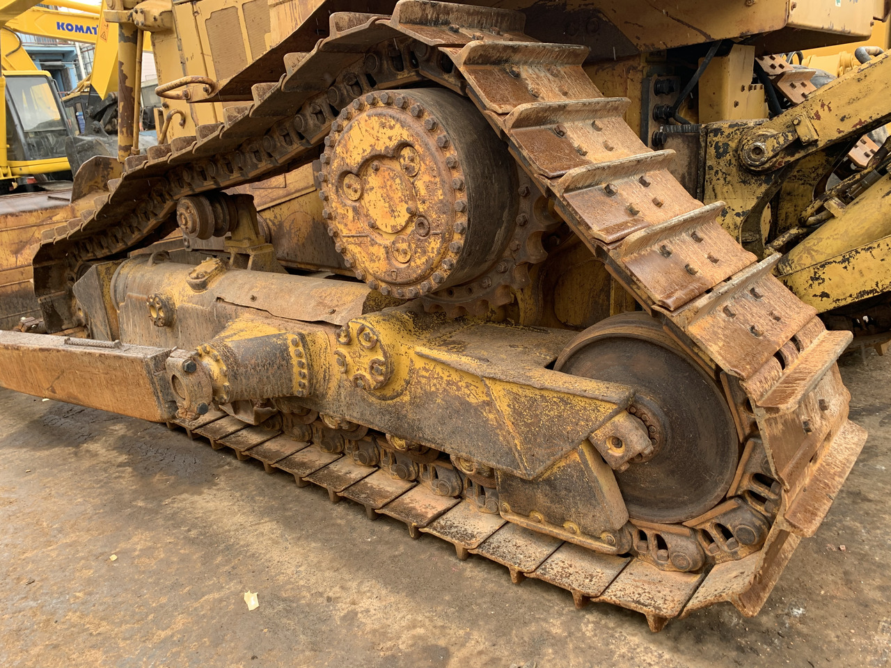 New Bulldozer Famous brand CATERPILLAR used D7R in good condition: picture 3